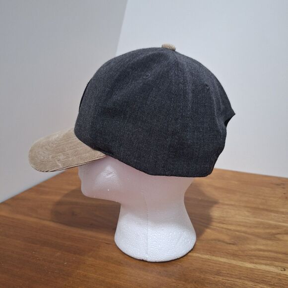 Travis Mathew Corduroy Bill Snap Back Baseball Cap Flex Fit 110 Yupoong Golf Hat - Picture 6 of 11